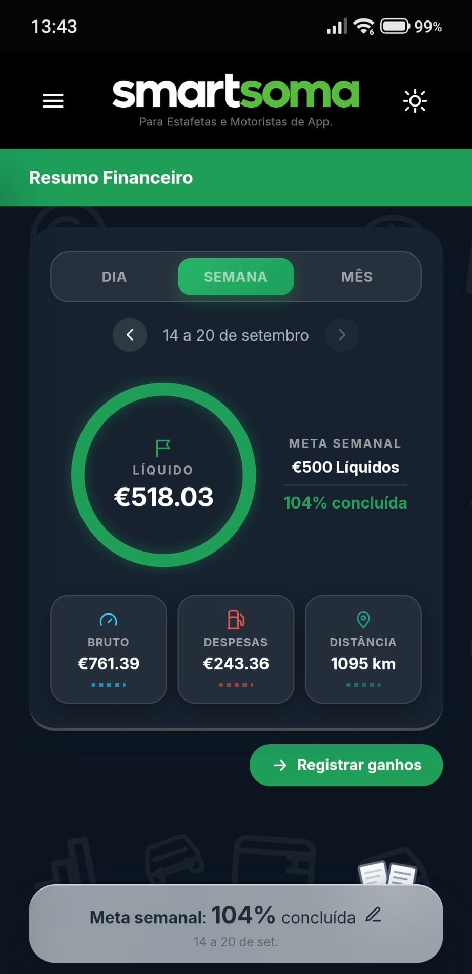 Ecrã de resumo financeiro em modo escuro